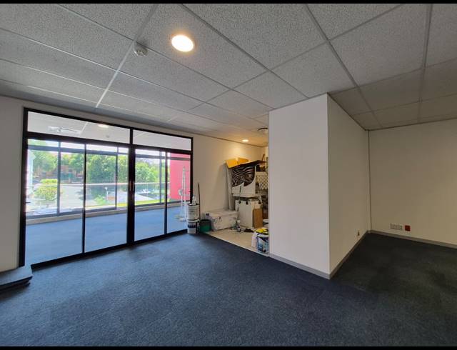 241M² OFFICE TO LET IN DUNKELD
